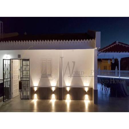 Sprzedaż - Nieruchomości - Dom / Apartament - Avenida Eugenio Dominguez Alfonso 1