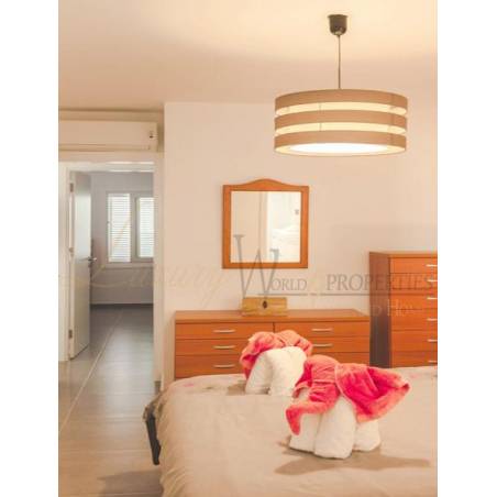 Sprzedaż - Nieruchomości - Dom / Apartament - Avenida Eugenio Dominguez Alfonso 1