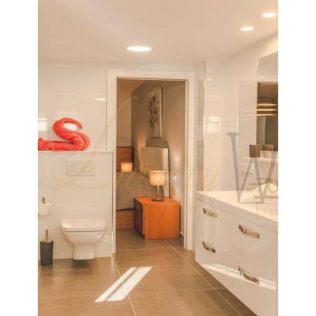 Sprzedaż - Nieruchomości - Dom / Apartament - Avenida Eugenio Dominguez Alfonso 1