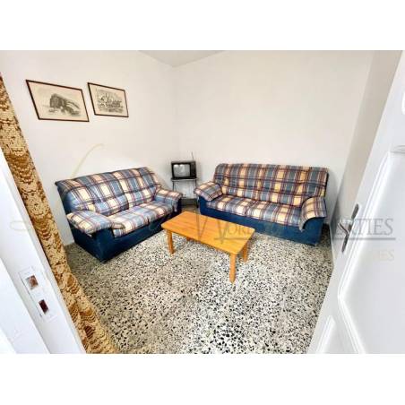 Sprzedaż - Nieruchomości - Dom / Apartament - Tejina de Isora 1