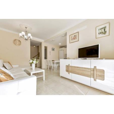 Sprzedaż - Nieruchomości - Dom / Apartament - Playa de la Arena 1