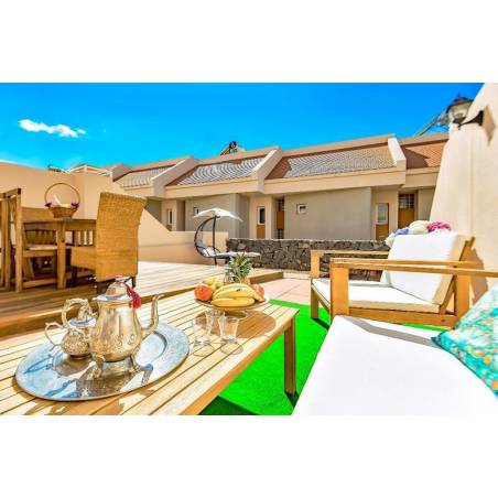 Sprzedaż - Nieruchomości - Dom / Apartament - Playa de la Arena 1