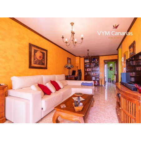 Sprzedaż - Nieruchomości - Kamienica - Piedra Hincada 1