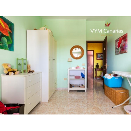 Sprzedaż - Nieruchomości - Kamienica - Piedra Hincada 1