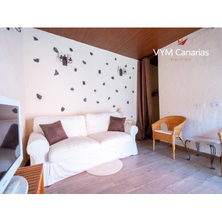 Sprzedaż - Nieruchomości - Kamienica - Piedra Hincada 1