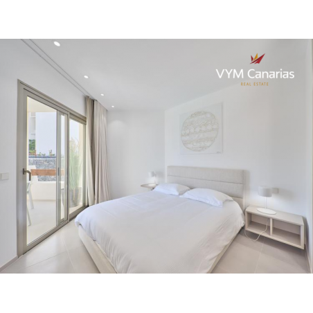 Sprzedaż - Nieruchomości - Apartament - Palm Mar 11